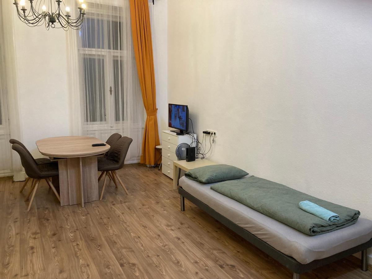 Roland Apartment Downtown - Buda Budapest Ngoại thất bức ảnh