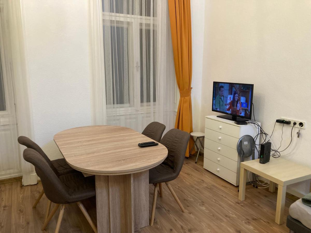 Roland Apartment Downtown - Buda Budapest Ngoại thất bức ảnh